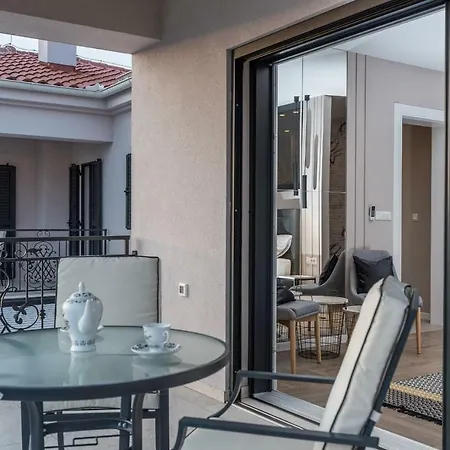 Villa Adora *